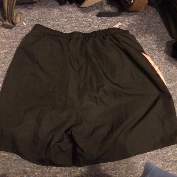 New balance black pink shorts size s w/ drawstring - Picture 3 of 3